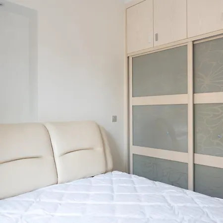 Spacious With Balcony * Parigi